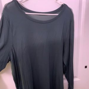 Torrid activewear long sleeve tee shirt mesh back